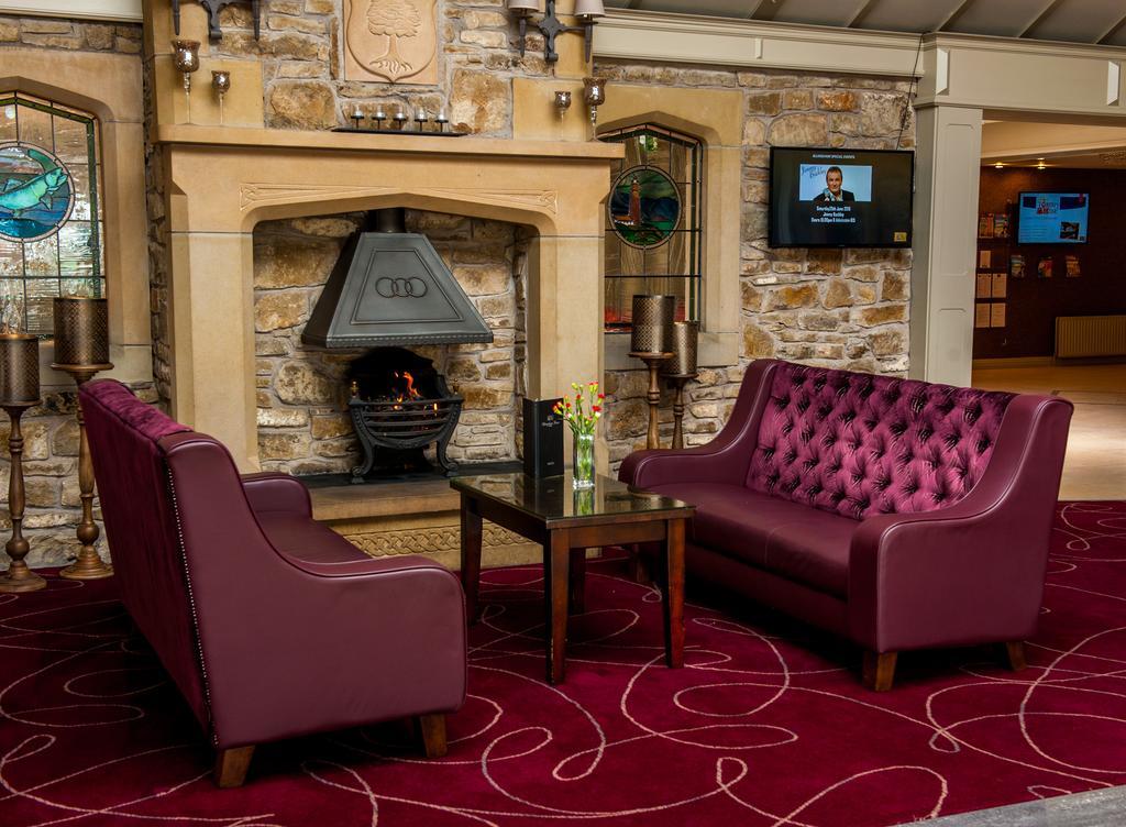 Allingham Arms Hotel Бундоран Екстериор снимка