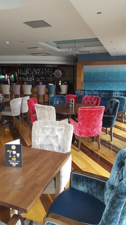 Allingham Arms Hotel Бундоран Екстериор снимка